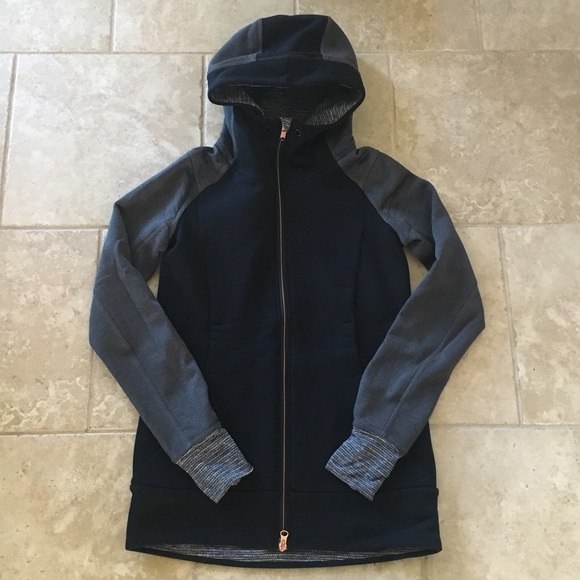 Lululemon Stretch It Out Hoodie - Picture 2 of 6